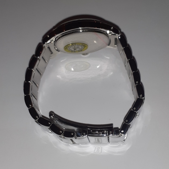 Coach ladies watch - Picture 4 of 6